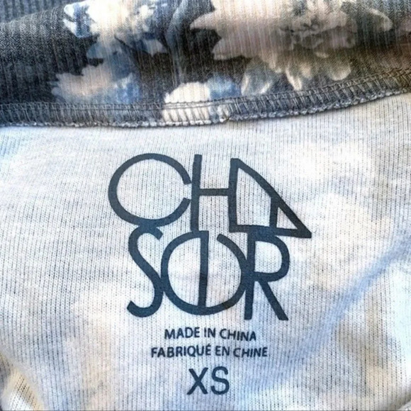 Chaser Women’s NWT Gray Floral Cozy Knit Lounge Half-Zip Sweatshirt Size XS New - Picture 5 of 7